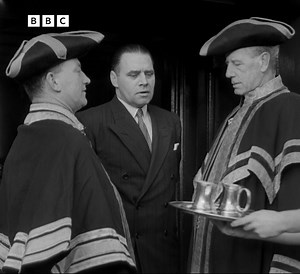 #OnThisDay in 1949: The ancient custom of 'Ale Conning' was celebrated in London, with amateur dramatics being the order of the day at Tower Hill's Tiger Tavern. Suffice to say, the ale-conners thought the beer was of the requisite standard. | BBC Archive