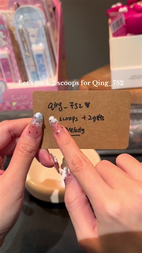 Packing Cute Gifts for Melody Lovers