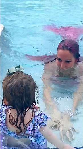 Mermaid meets baby with the tiniest- what do you call them? 🤔oh feet! #swimming #mermaid #ariel