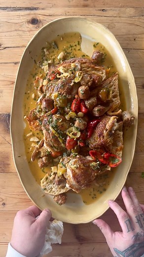 chicken scarpriello on sharp provolone bread #food | Christian Petroni