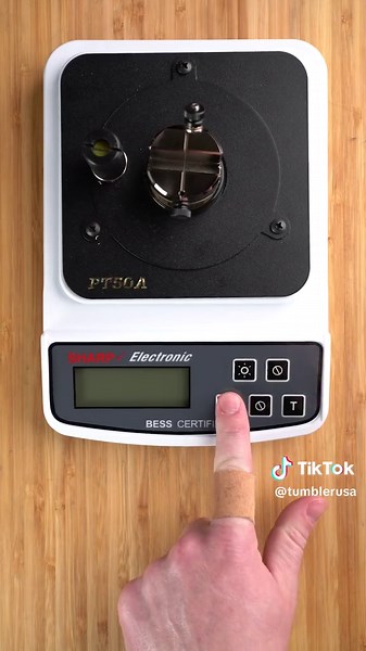 Knife Sharpening Showdown: Wusthof vs. Razor Blade