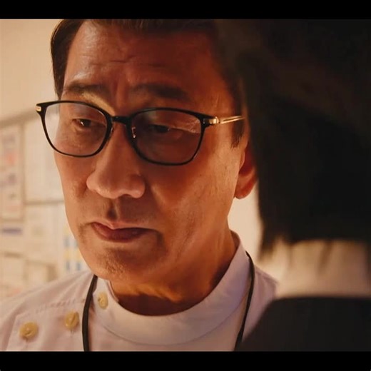 映画紹介：医療ドラマの緊迫した手術シーン