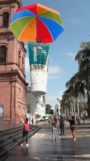 ¡Noticia de último momento! El sol salió y es hora de tener un protector solar ideal para tu estilo de vida. 🌞 #unitel #noticia #ultimomomento #umbrella | UNITEL