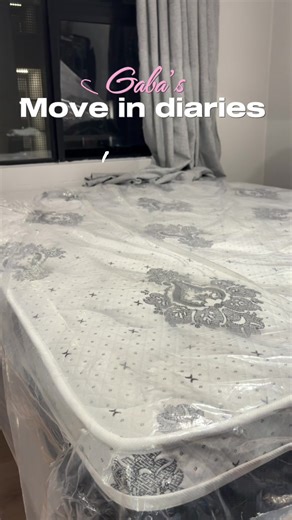 Moving In With a University Student: Apartment Tour