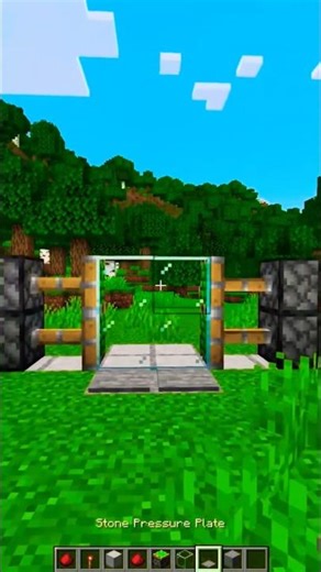 Minecraft Smart Door 🚪 #minecraft #minecraftmovie