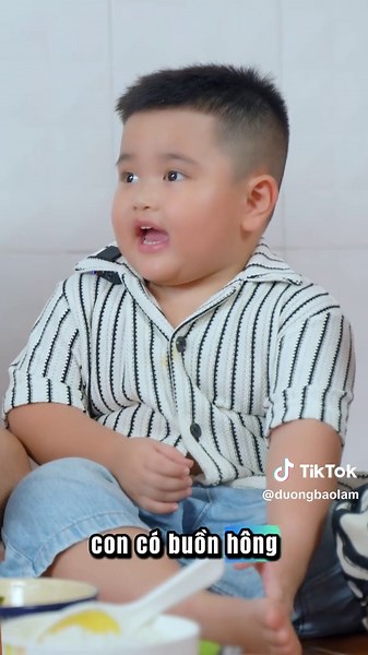 Nhà mình nghèo mà em PHIN hiểu chuyện ba vui quá ... | ba