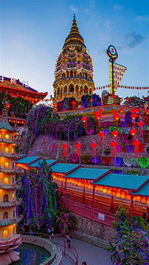 Penang is where culture, history and delicious food come together in the most amazing way ️ This little paradise island will really blow your mind in the most unexpected way ✨ Beaches, cafes and interesting street art - all on this picture-perfect island. Penang is more than a vacation, it's an experience!  Book NOW: https://www.sunwayhotels.com/sunway-georgetown #sunwayhotelgeorgetownpenang #georgetown #penang #travel #malaysia | Sunway Hotel Georgetown Penang | Facebook