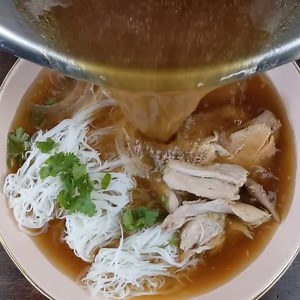28K views · 36 reactions | Pho is one of my top 5 foods of all time. And it's easy enough for you to make it. IP CHICKEN PHO RECIPE: https://thefoodieeats.com/pressure-cooker-pho-ga/ | The Foodie Eats | Facebook