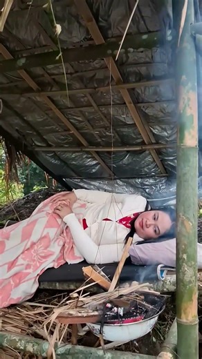Sleeping Next to a Fire in a Rustic Bamboo Shelter 🔥 #Shorts