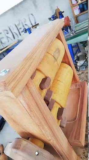 Trapiche de madera manual terminado