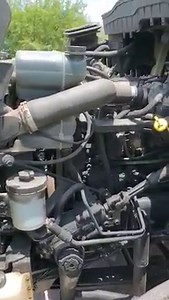 Camion rabón International 2012 Manual de 6 velocidades reversa Capacidad de carga bruta 15 tons Motor MaxxForce de 230 HP Caja seca de 7.8 largo por 2.5 ancho Rampa hidraulica Frenos de aire Solo 139 mil millas Ubicación: Aguascalientes Precio: $544 mil | Camionero al cien