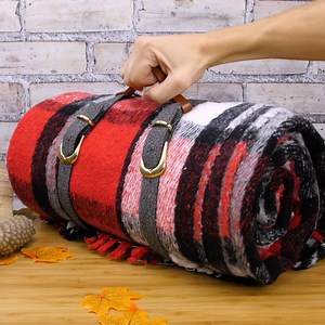 208K views · 913 reactions | Cozy up this weekend with this leather blanket carrier #crafty | Crafty | Facebook