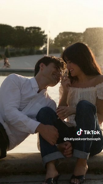 Couple Photography in Paris for Cinematic Memories