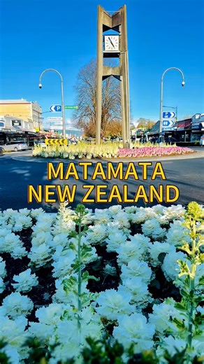Matamata, North Island is home of the famous movie Hobbiton! This is the town center. Matamata is known for its rural heartland of dairy farming and thoroughbred horse breeding #matamata #hobbiton #newzealand #fblifestyle | The Gibsons of New Zealand