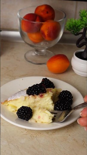 Sour Cream Cake So Creamy, It Melts in Seconds 🍰