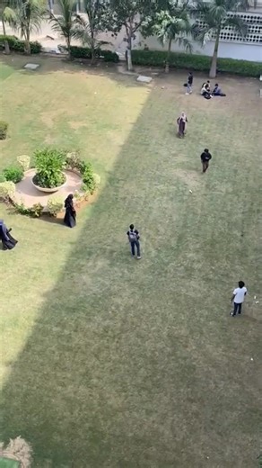 *Confession # 100 Kabhi kabhi lagta hai uni mein sports ka matlab sirf masti reh gaya hai aur tameez ka concept bilkul gayab 😐. Aaj kuch boys aur girls ne milke aisa "game" khela ke dekh ke bas ek hi baat dimagh mein aayi: _ye kya ho raha hai?_ 🤨 Ball ki jagah pani ki bottles maarna 💦 matlab ye fun tha ya full-on chaos? Aur kuch boys ka to behavior dekh ke seriously doubt hota hai ke unhe boundaries ka matlab pata bhi hai ya nahi . Girls ke sath aise games khelna jahan respect missing ho, wo 