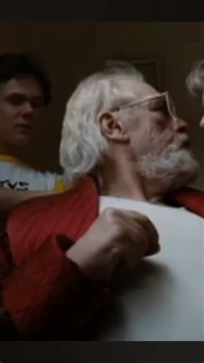 😭😂 "Running With Scissors " ✂️ Betty's Movie Clipzzz 🎬🥤🍿 #youtubeshorts #movie #shorts #betty