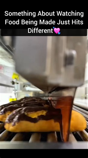 Science, Technology & Engineering on Instagram: "This video takes you inside a modern food production factory where popular foods like ice cream, pastries, and donuts are made on a large scale. It showcases the smooth, automated processes that transform raw ingredients into finished products, highlighting precision, consistency, and efficiency. It's a satisfying behind-the-scenes look at how everyday treats are produced to meet high demand while maintaining quality and hygiene standards. #FoodFa