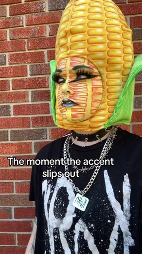 Who grew up shucking corn? #corn #korntok #korn #country #emo #alt #alternative #southern #southernaccent #comedy #funny #relatable #fyp #foryou