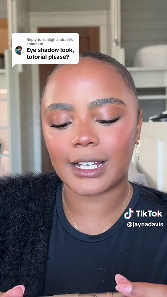 Replying to @sunlightandrain quick low effort pop of glitter eye look using the @Smashbox Cosmetics alway on eyeshadow stick in Hot shot & the @DanessaMyricksBeauty color fix stick number 4 #eyeshadowtutorial #danessamyrickscolorfix #eyeshadowlook #loweffortmakeup