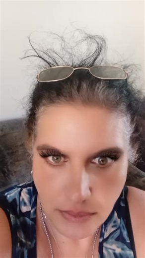 Lolos (@lollos_lorraine)’s videos with original sound - shar0nlee