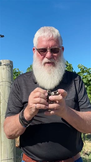 What is the purpose of the precision jet spoon? - Rain Bird Agriculture Impact Sprinkler How-tos