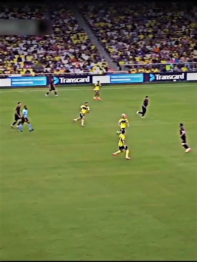 What A Crazy Goal By Leo Messi 🔥👽 #messi #goals | Added Time