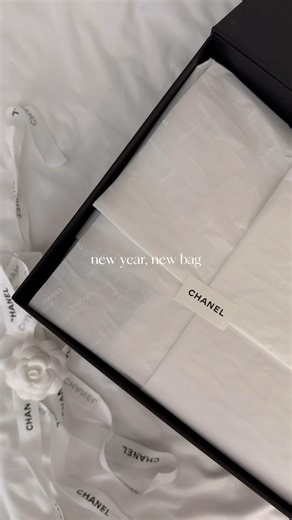 Chanel unboxing 🤍 #fyp #luxurybag #chanel #unboxing #chanelbag