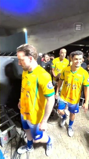 Romário, Djalminha, Felipe Melo, Júlio César... Esse time do Brasil teria vaga na seleção de hoje?