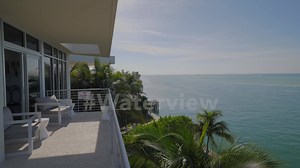 Explore luxury vacation rentals with Gulf views, private beaches, and located on the canals with private boat docks. | Siesta Key Luxury Rental Properties