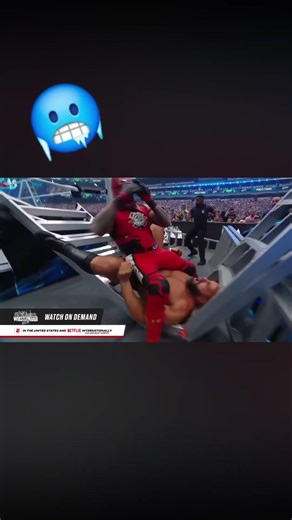 INSANE moments from IC ladder match #wwe #wweedit #wrestlingfuture #wrestling #wrestlemania