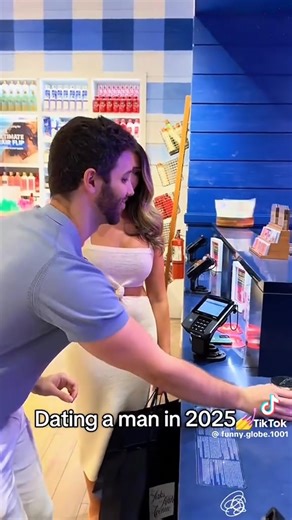 23K views · 212 reactions | When I was dating, I can’t even tell you the number of men I had to “teach” basic manners to. I remember one, who was a Yankee, letting me roll a heavy suitcase through a hotel one time while he had nothing in his hands. Virtually none of them knew to do things like open a woman’s car door, stand when a lady approaches the table, or walk on the outside of the sidewalk. | Hannah Cox | Facebook