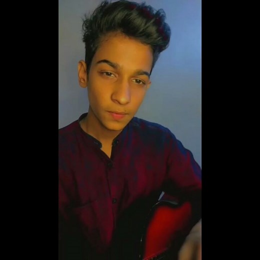 Syed Ali Raza Naqvi on Instagram: "Vaaste (unplugged) #repost #singing #guitar #voice #vocals"