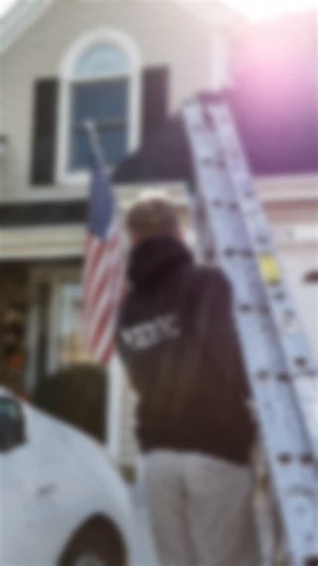 📌 Ernest Windows – Proudly Serving Naperville Homes 🌞 Naperville, let your windows shine like never before! ✨ Whether you’re in North Naperville, Ashbury, White Eagle, or near downtown, Ernest Windows is here to give your home the crystal-clear, streak-free windows it deserves. Our team brings over 20 years of experience delivering bright views, clean frames, and a shine that lasts 🪟💧. Trusted by homeowners across Naperville since 2004, we provide reliable, professional window cleaning that 