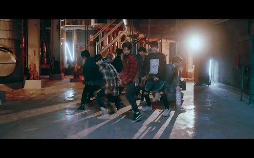 Stray Kids 'Beware' MV