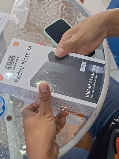 Unboxing Redmi Note 14: Review and First Impressions