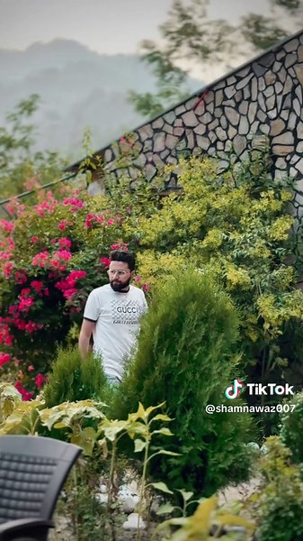 🙂‍↔️ It’s been a tough one. My PC got hacked, and someone got into all my accounts and even my YouTube channels. They put up some really bad stuff. I managed to lock down my social media and Gmails, but some of my YouTube channels, and even my clients’ channels, got removed. It’s a huge loss, truly a dark day for me. I needed a break from it all, so I went out to clear my head. Now I’m sharing a few photos I took, along with the story of what happened. It’s a rough patch, but I’m trying to deal