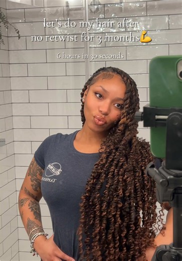 Expert Loc Styles for Women: Stunning Retwist Transformation