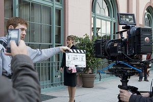 How to Take Behind-the-Scenes Still Photos — ALICIA RIUS PHOTOGRAPHY - Dog & Cat Photography - Commercial & Editorial