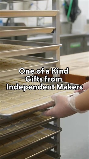 Thoughtfully made gifts by independent artists 🎁💝 | Uncommon Goods