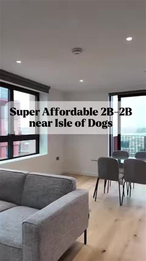 🔥🔥 Super Affordable 2-Bedroom Apartment near Isle of Dogs 💷 From just £3xx pw per person 📍 Postcode: SE10 0JX ✨ Modern development with branded appliances Facilities include: ✅ 24-hour concierge ✅ Gym ✅ Private lounge & meeting rooms ✅ Library ✅ Cinema room ✅ Rooftop garden 🌟 Prime location: - O2 Arena, theatres, bars, restaurants & cinema - Greenwich Market 🚆 Excellent transport links: • 3-minute walk to North Greenwich Station • Easy access to DLR and Thames Clippers river bus 🎓 Easy co