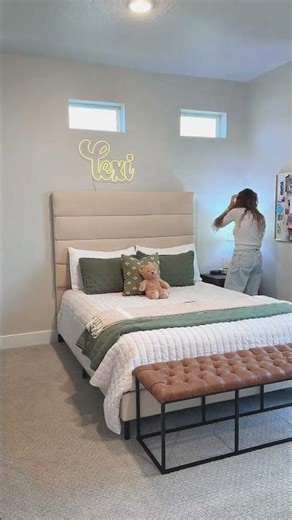 Bedroom Nightstands for a Kid's Bedroom