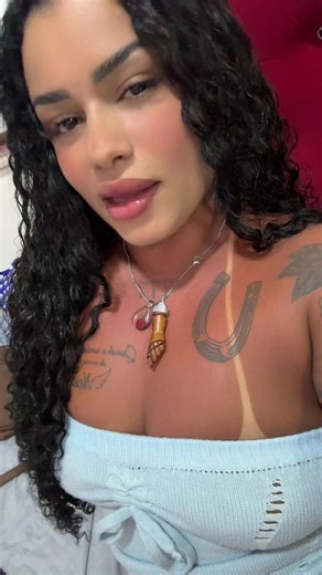 Os vídeos de Tacia Regina (@anastacia.regina1) com som original - Larissa