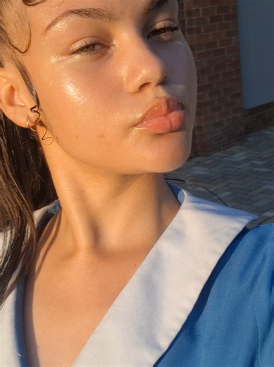 Embrace Your Sunkissed Glow This Summer