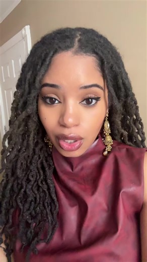 Hunter Breeze (@breezetales)’s video of tarot reading