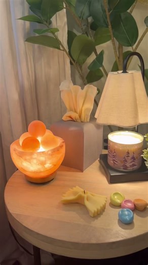 Come make cool shit with us! 🎨