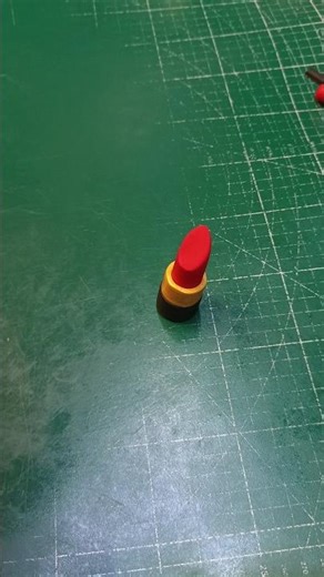 How to make fondant lipstick easy way / makeup cake / cake topper #lipstick #fondant #cake #makeup