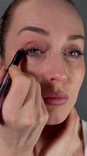 2 Steps to the Perfect Eye ✨ Eyeshadow Stick Duos