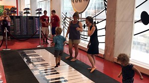 Toy retailer FAO Schwarz closing flagship New York City store