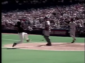 Sosa, Womack trade home runs